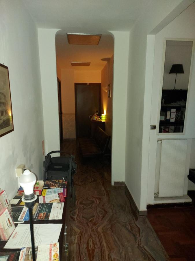 Vatican Rooms Guest House روما المظهر الخارجي الصورة